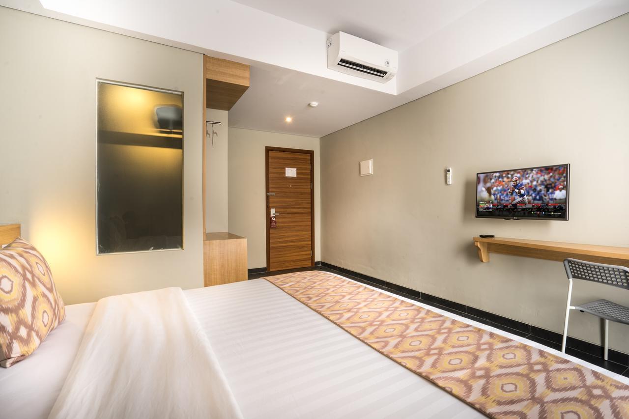 Maple Hotel Grogol Джакарта Екстер'єр фото